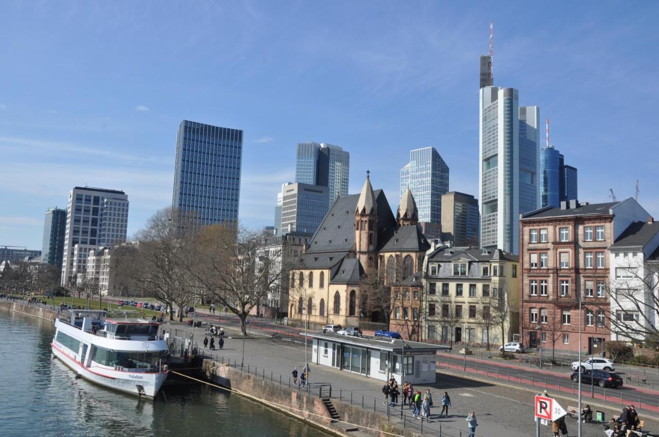 Frankfurt Bed & Breakfast Франкфурт на Майн Екстериор снимка